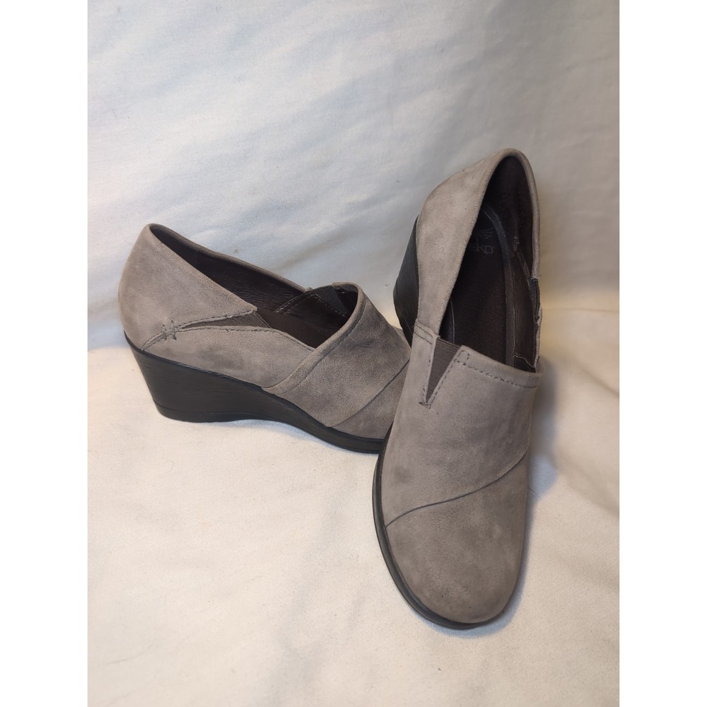 DANSKO Gray Suede Leather Wedge Slip-on Closed Toe Shoes Clogs Sz 7-7.5 38